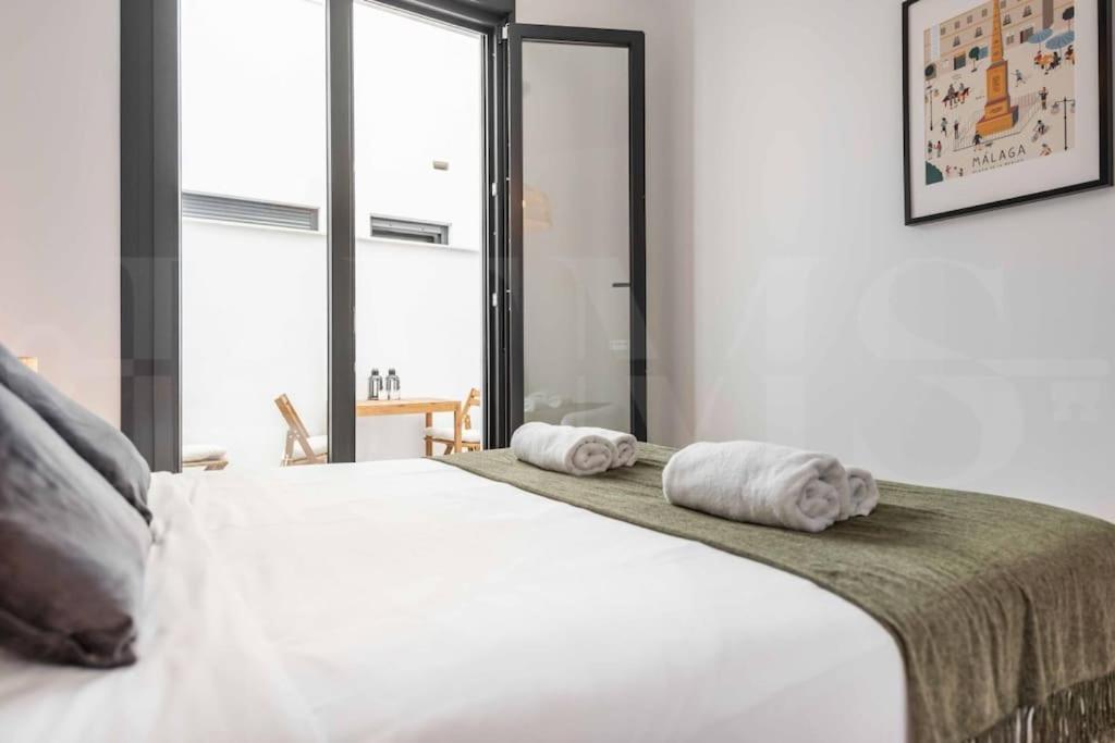 Fresh & Stylish Apartment With Parking By Rems Málaga Exteriör bild