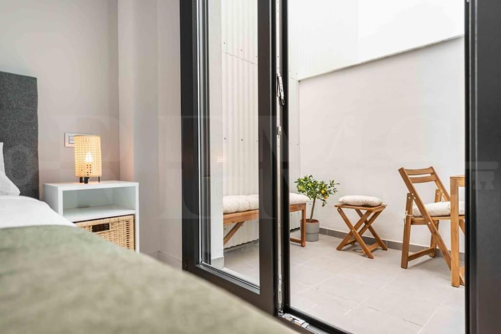 Fresh & Stylish Apartment With Parking By Rems Málaga Exteriör bild