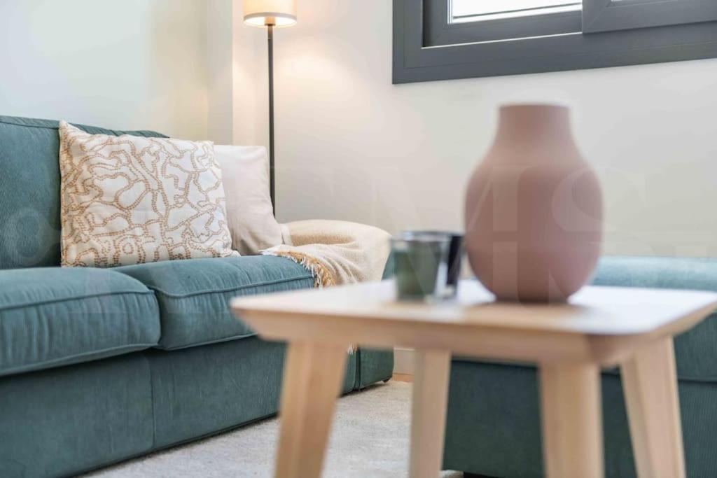 Fresh & Stylish Apartment With Parking By Rems Málaga Exteriör bild
